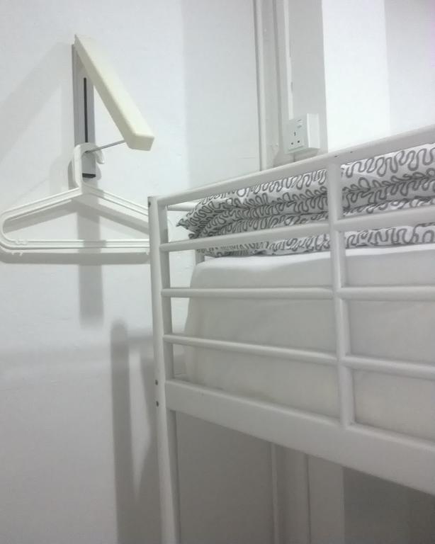 Drop Inn Singapura Bilik gambar
